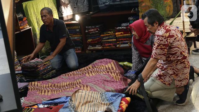 Pasar Batik Tulis Tradisional Terbesar di Indonesia